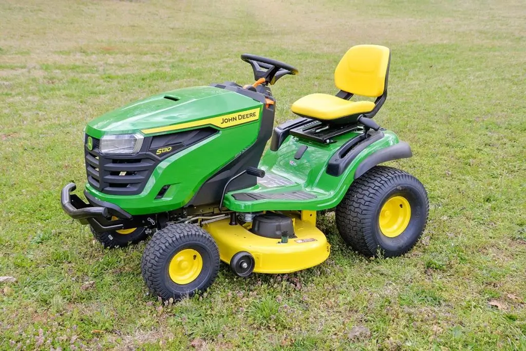 Tractor Lawn Mower